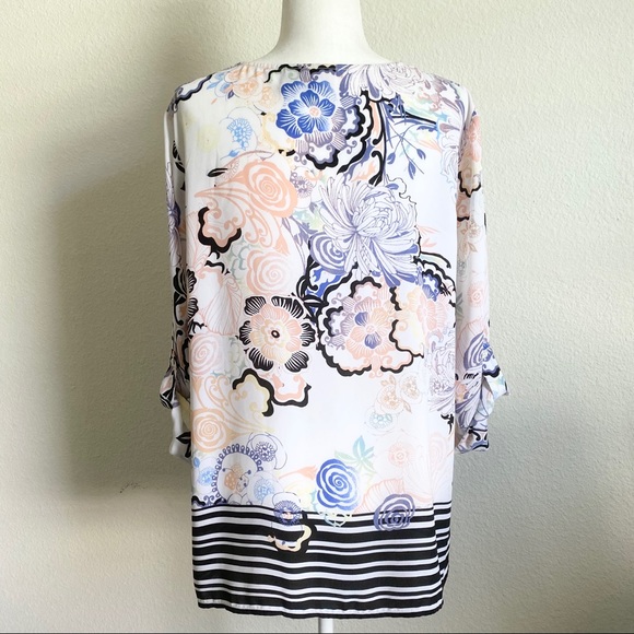 Chico's Floral Roll Tab Sleeve Tunic Blouse 2 - Picture 3 of 5